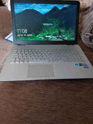 Lenovo laptop eladó