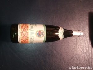 hagyatékból Tokaji hárslevelű - 1991  8000ft óbuda  Bontatlan üveg bor a 90-es évekből. 0.75 liter. 