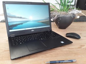 Legolcsóbban: Fujitsu LifeBook E559 (i7 32 512) a Dr-PC-től